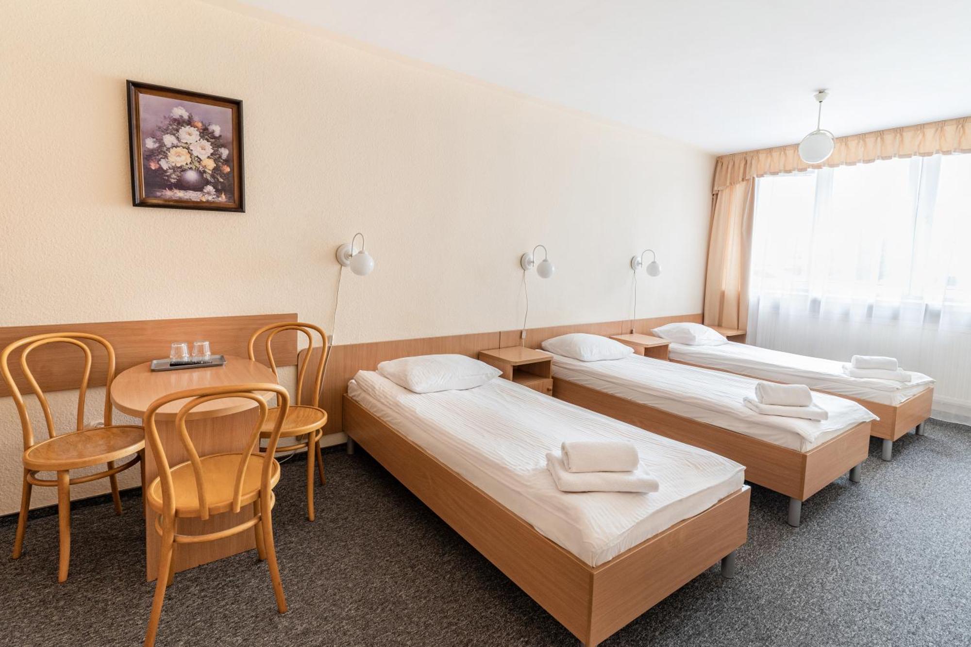 Hotel Alf Krakow Luaran gambar