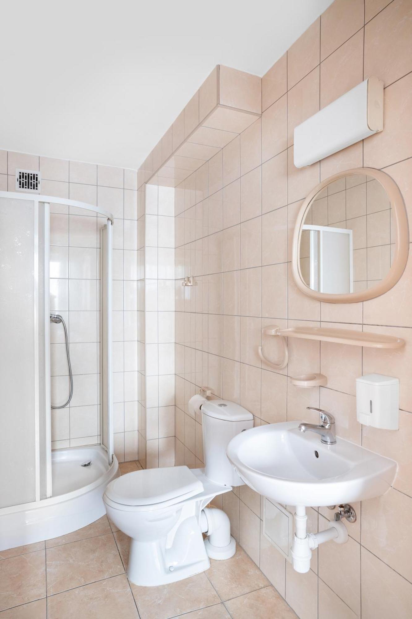 Hotel Alf Krakow Luaran gambar